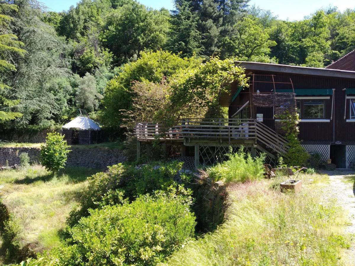 ヴァルローギュ Pura Vida Bed & Breakfast エクステリア 写真
